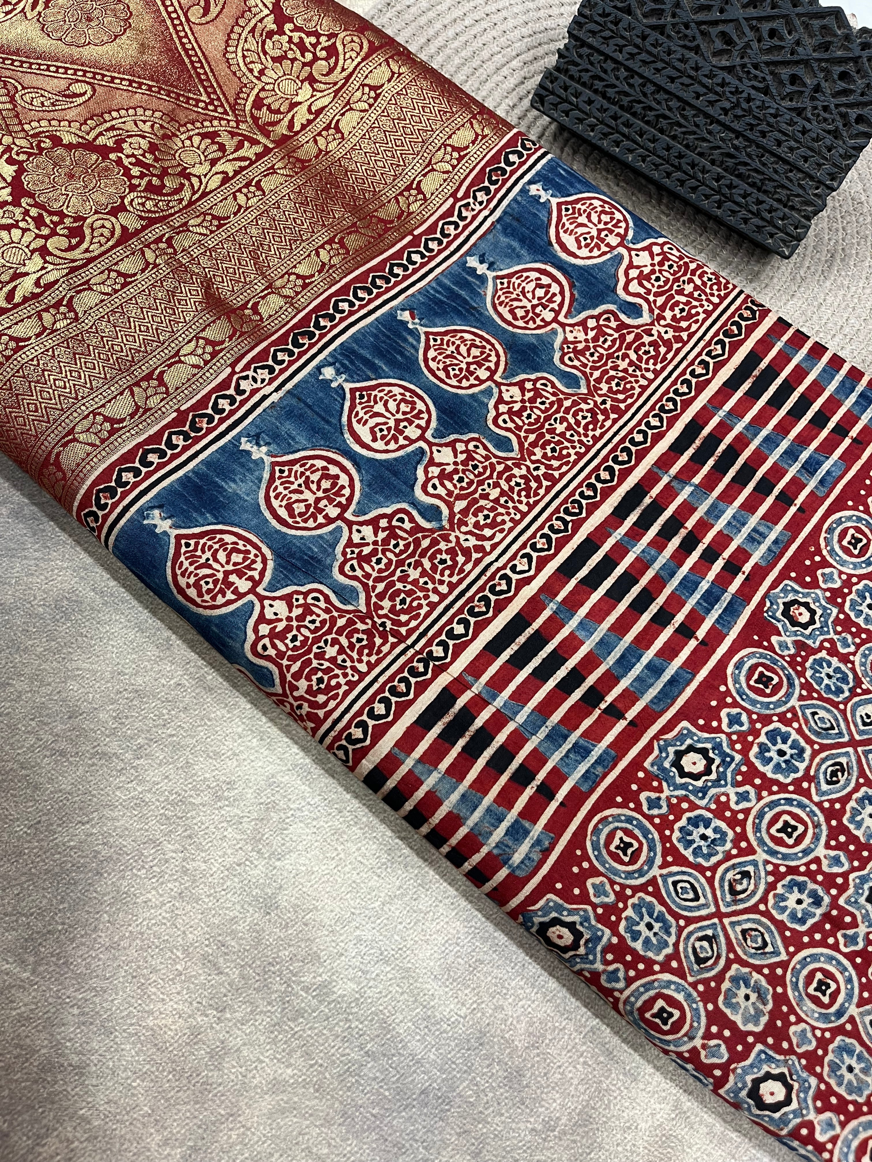Dola silk saree